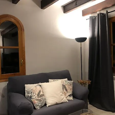 Casa Algarri * Escarrilla
